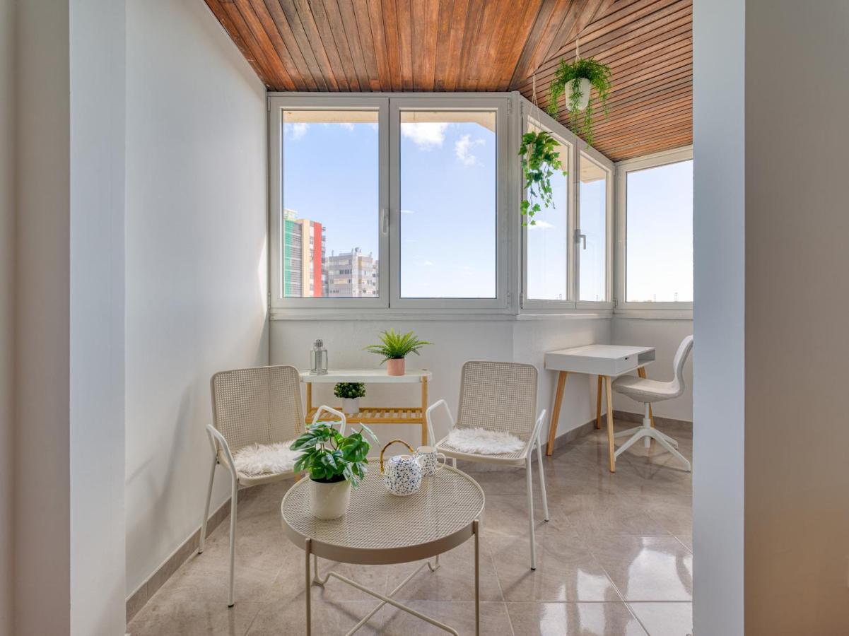 Bright Townhouse - Views - 5 Min Walk To The Beach Las Palmas Buitenkant foto