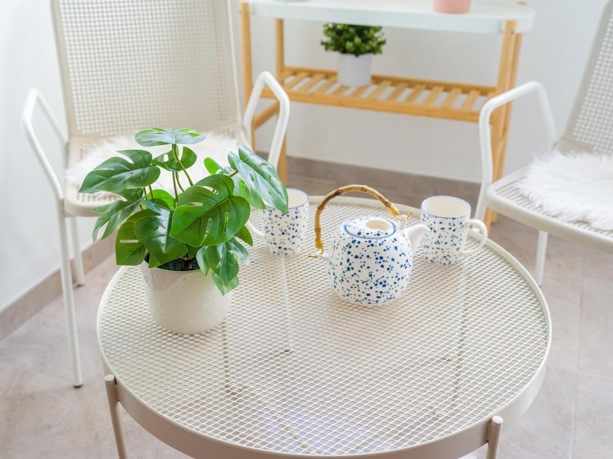 Bright Townhouse - Views - 5 Min Walk To The Beach Las Palmas Buitenkant foto