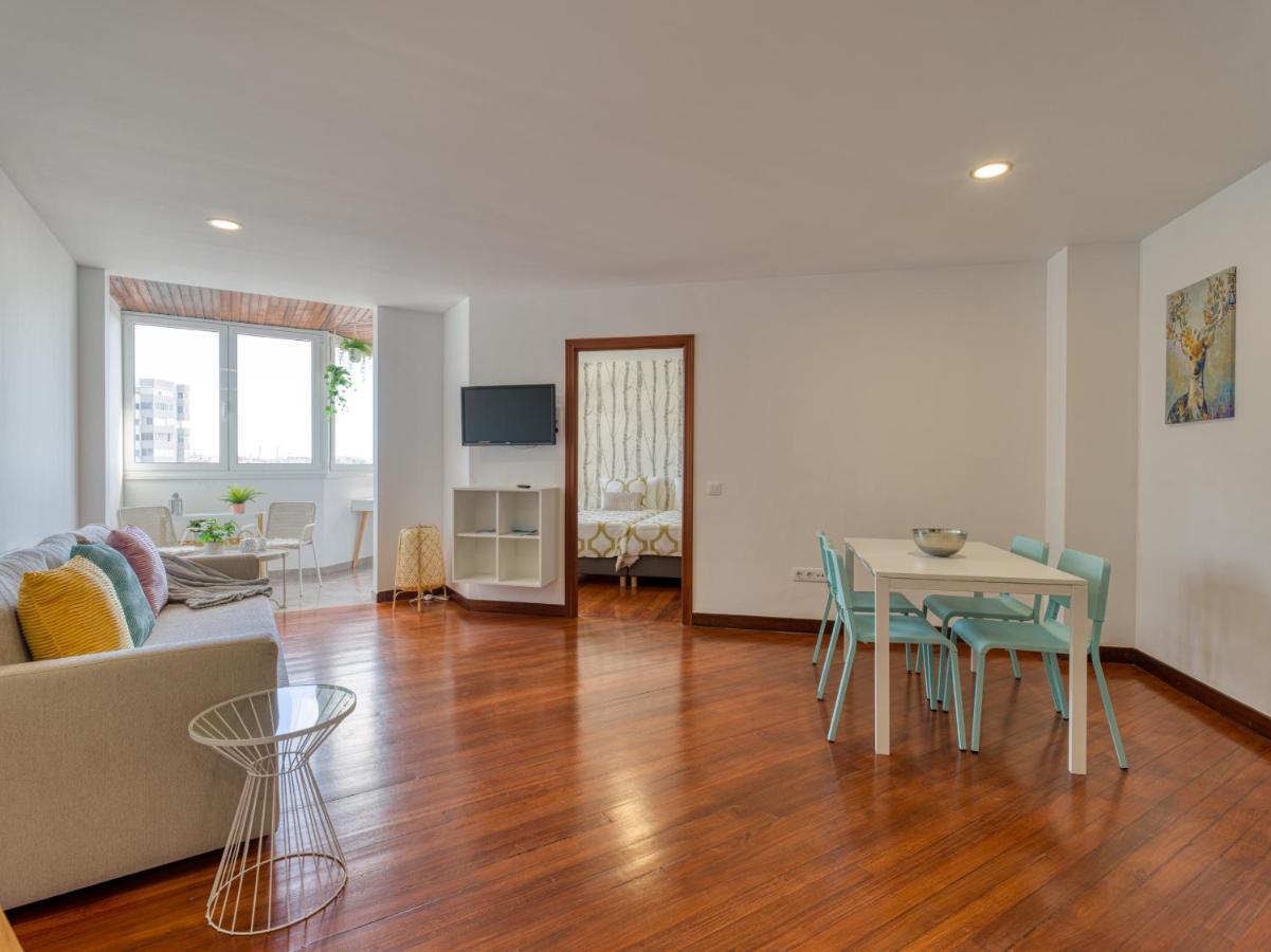 Bright Townhouse - Views - 5 Min Walk To The Beach Las Palmas Buitenkant foto
